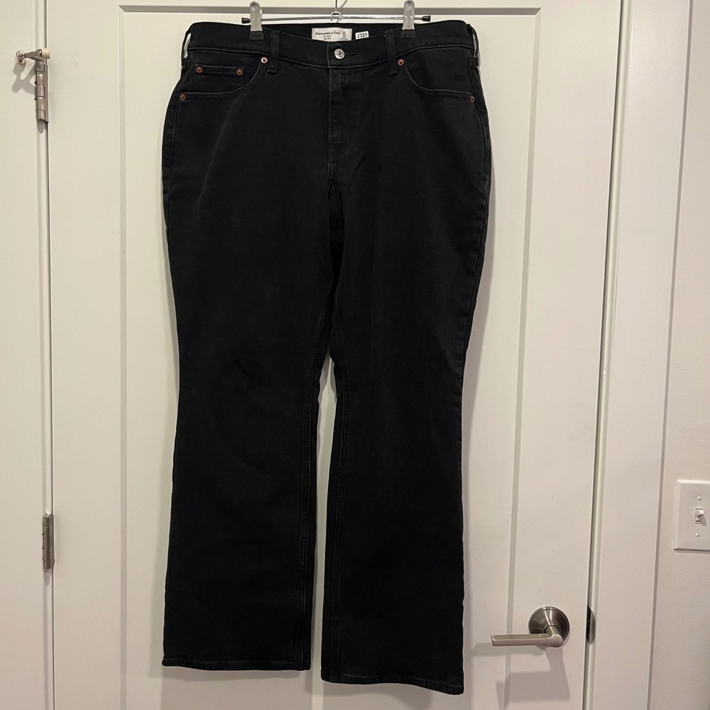 Abercrombie & Fitch Curve Love The Boot Low‎ Rise Black Jeans 31 12R 2321